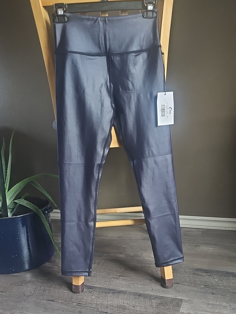 ZYIA Black Activewear Leggings